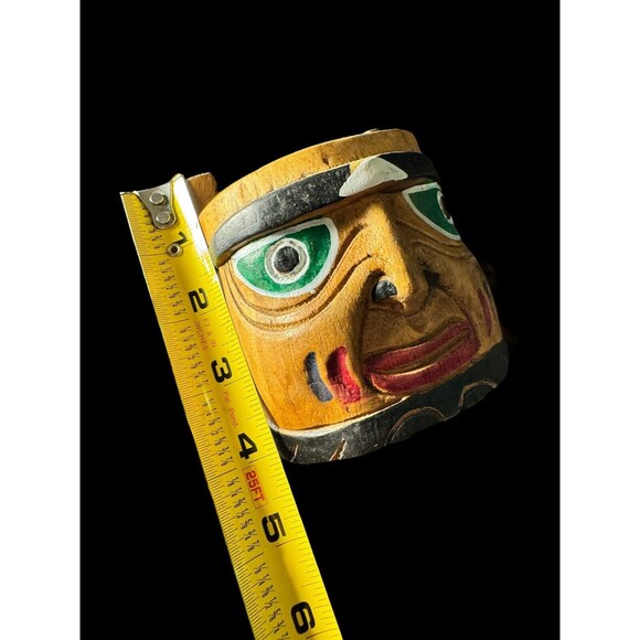 Vintage Handmade and Hand Painted Tribal Mask Native Art wall decor - Picture 5 of 10